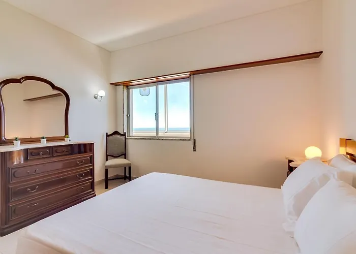 Al - Portas Do Mar * 쿼테이라